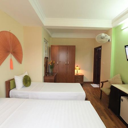 Holiday Lakeview Hotel Hanoi Eksteriør bilde